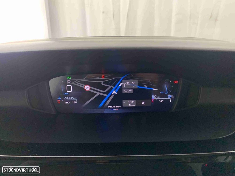 Peugeot 408 1.2 PureTech Allure EAT8 - 8