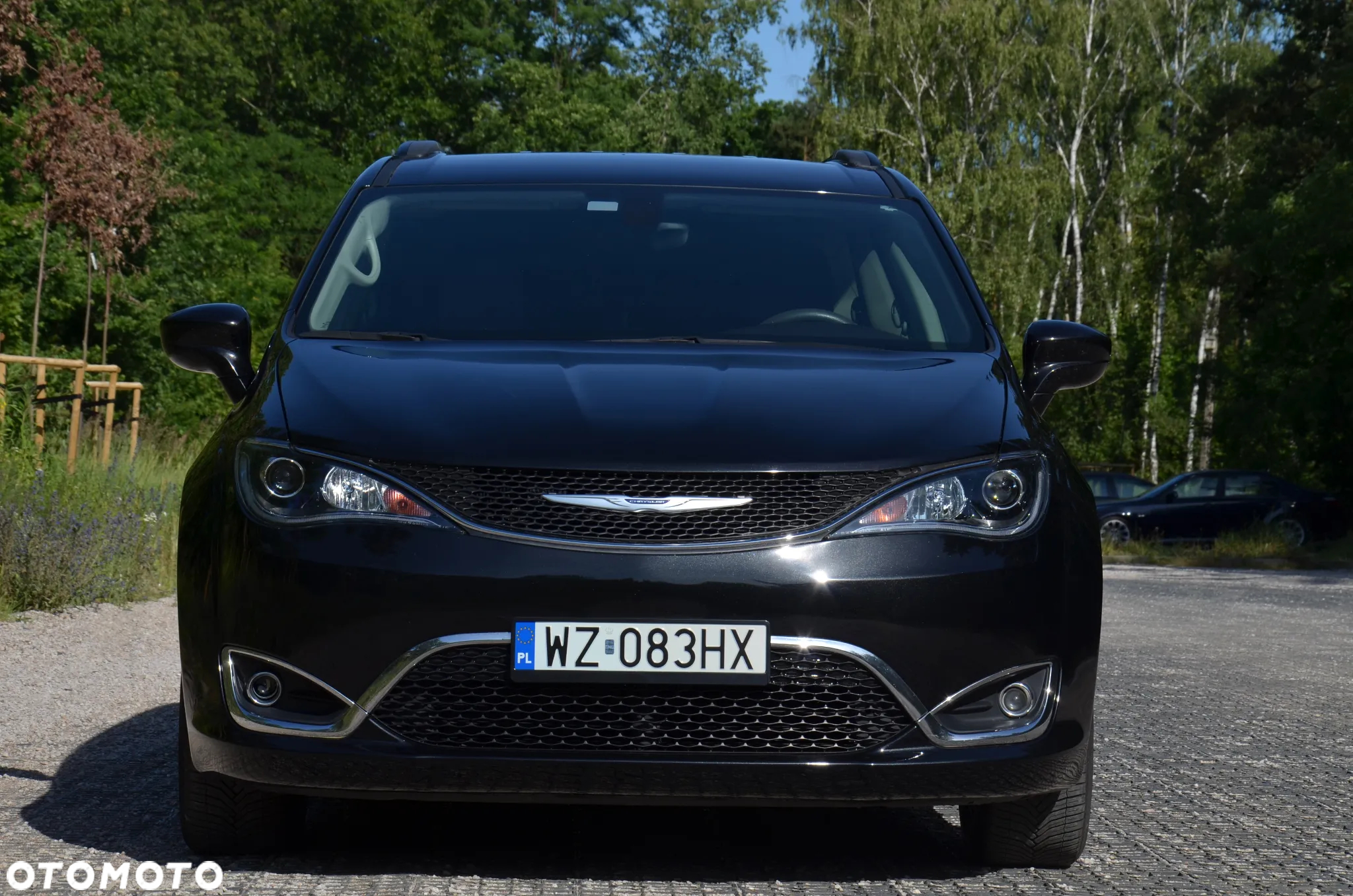 Chrysler Pacifica - 9