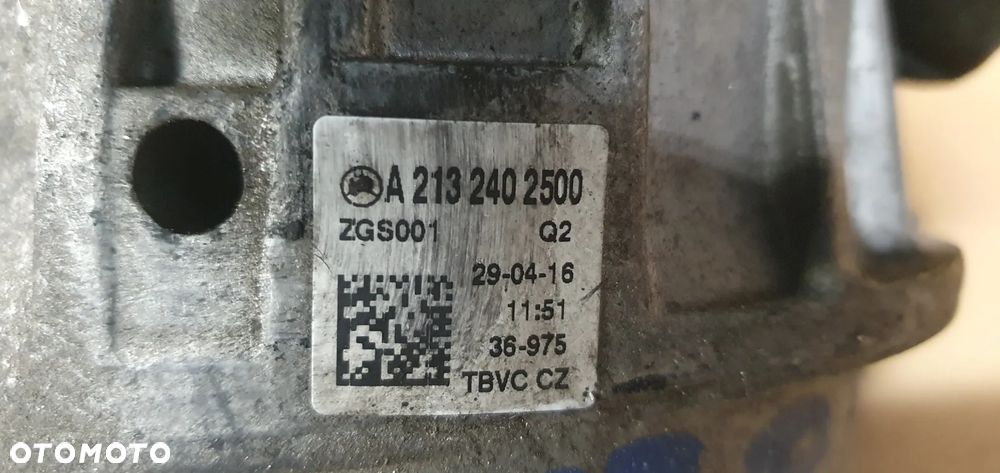 Łapa poduszka silnika Mercedes E-Klasa W213 3.0 CDI A2132402500 - 6