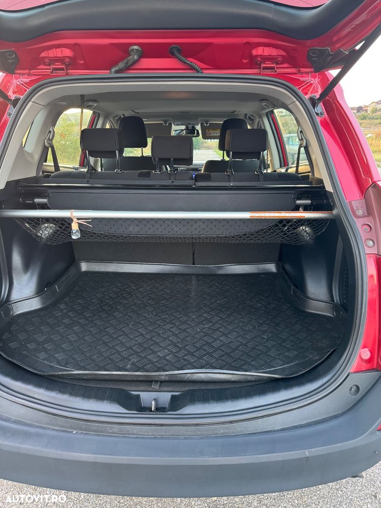 Toyota RAV4 2.0 D-4D 2WD Comfort - 5