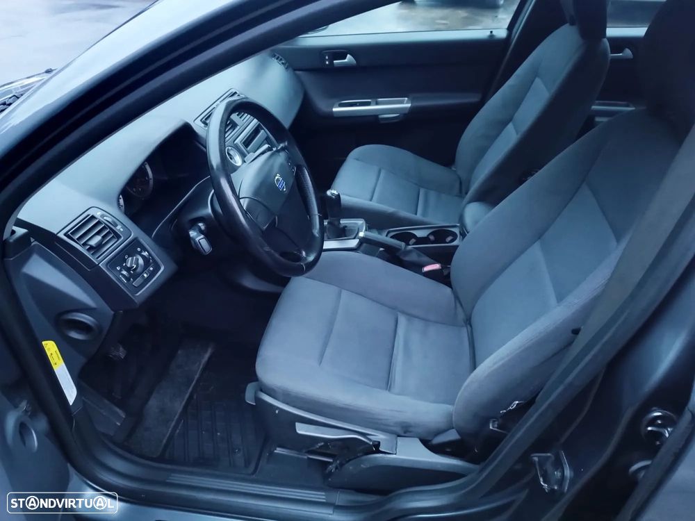 Volvo S40 2.0 D Sport - 9