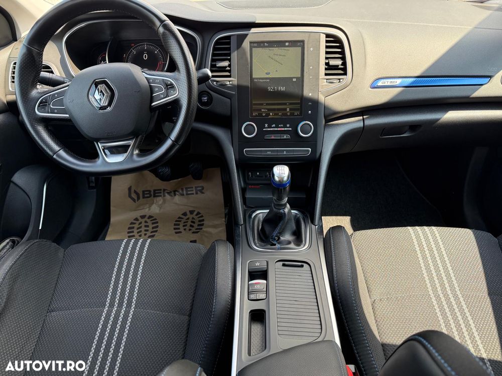 Renault Megane ENERGY dCi 130 GT LINE - 3