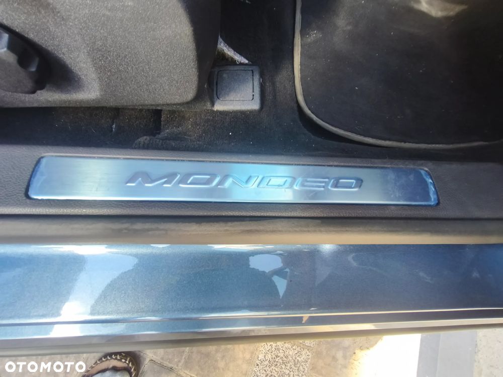 Ford Mondeo 2.0 EcoBlue Titanium - 17
