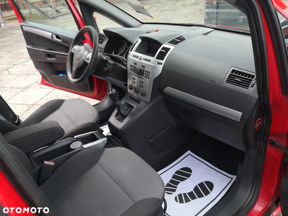 Opel Zafira 1.8 - 15