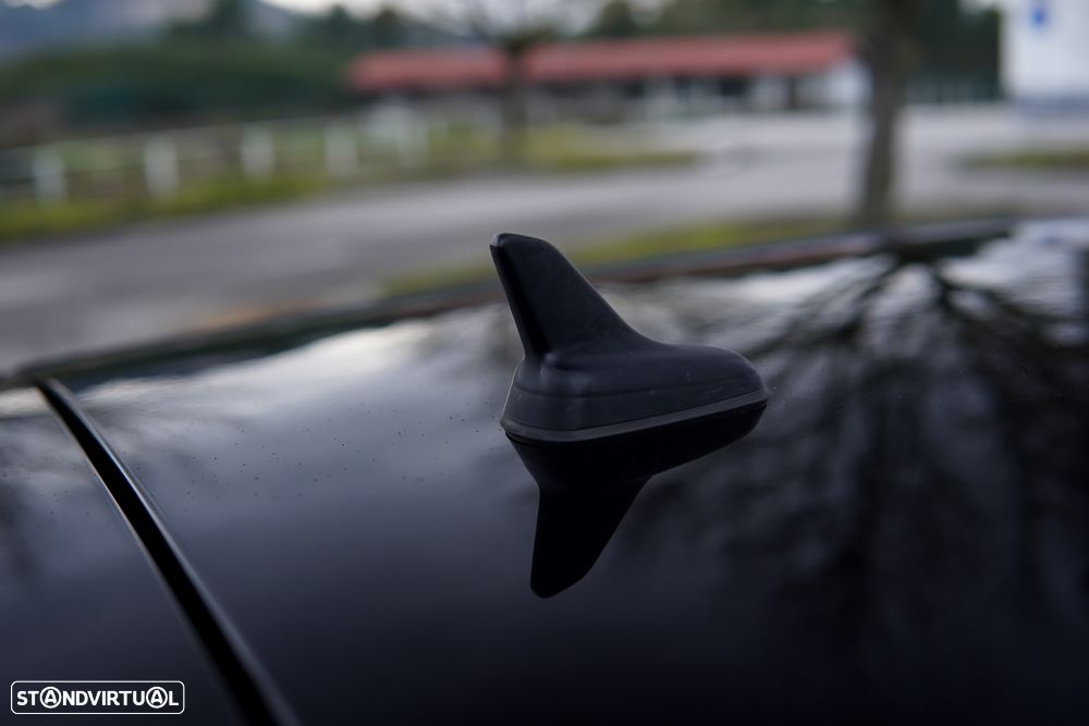 VW Golf 1.6 TDI R-Line DSG - 22