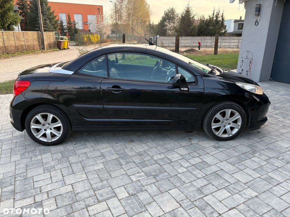 Peugeot 207 CC 1.6 Sport - 4