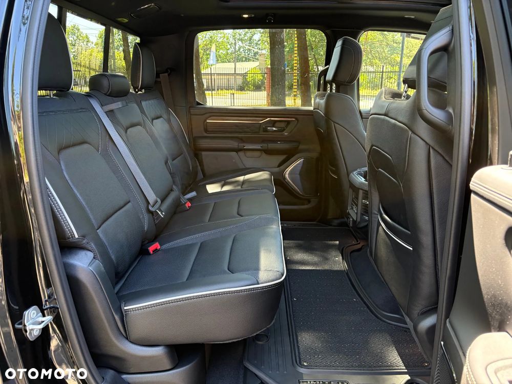 RAM 1500 5.7 Crew Cab Limited - 17