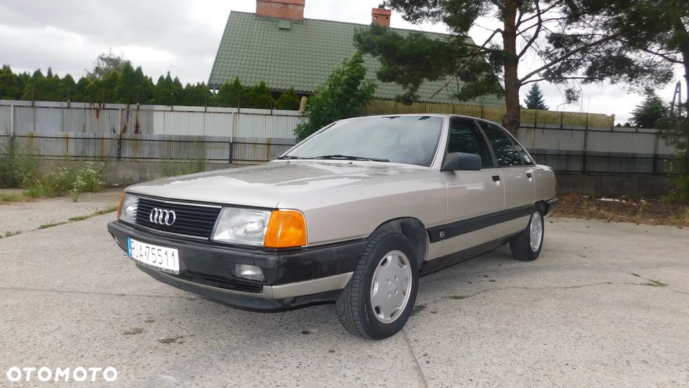 Audi 100 1.8 E - 8