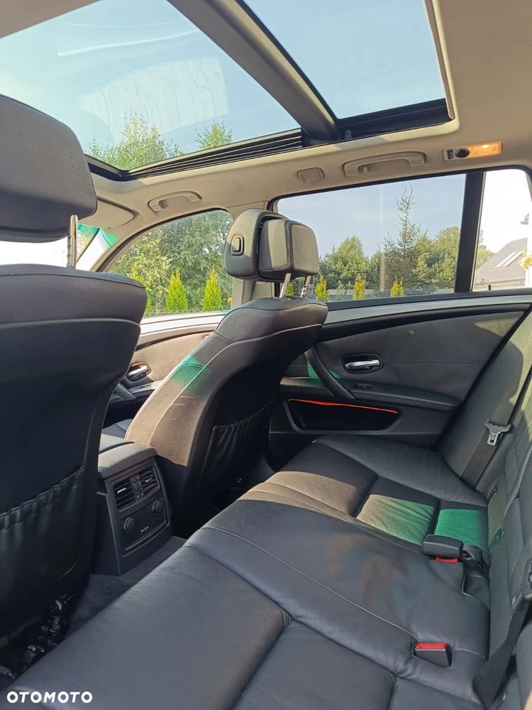 BMW Seria 5 520d Touring Edition Exclusive - 17