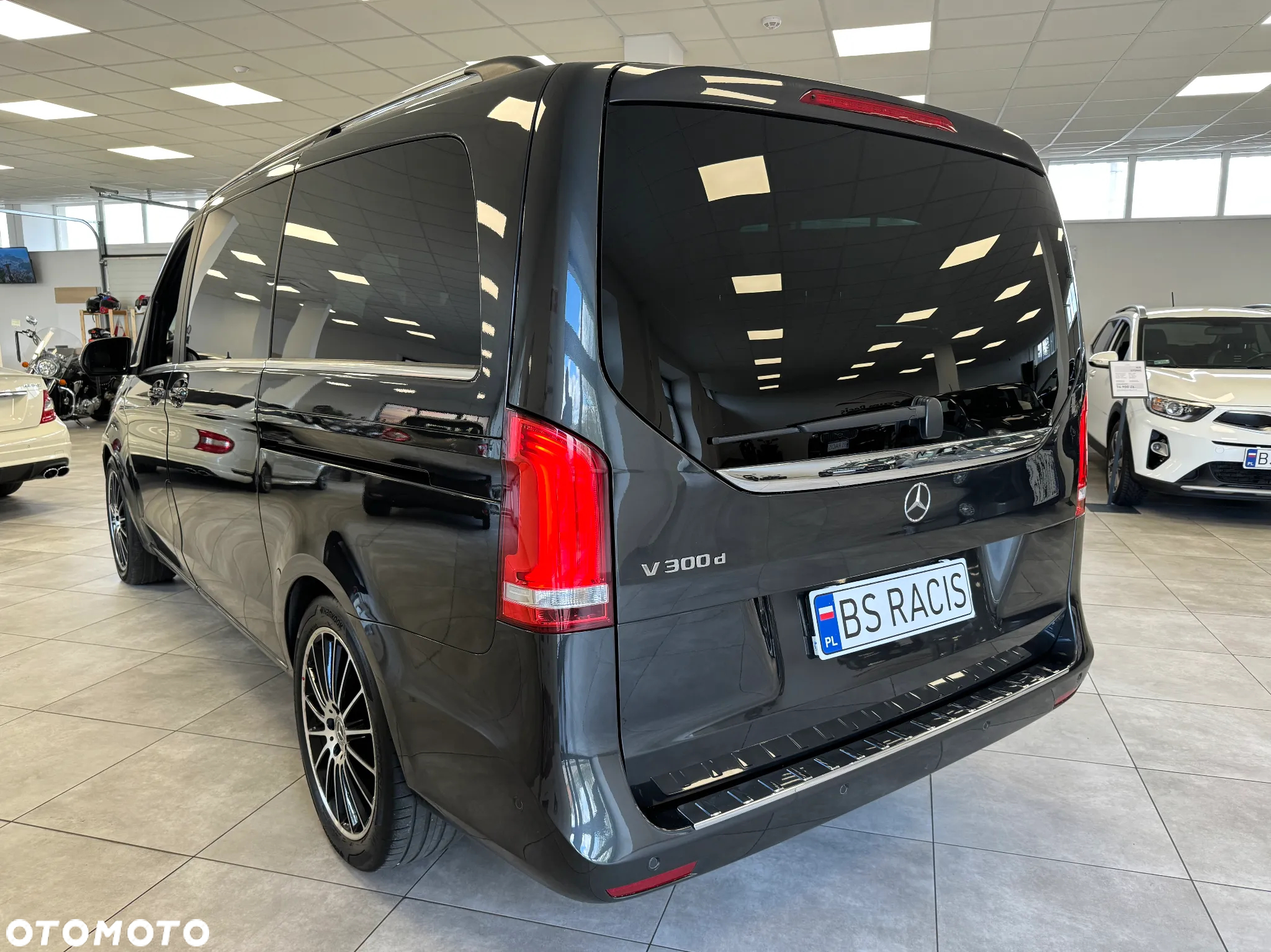 Mercedes-Benz Klasa V 300 d Avantgarde 9G-Tronic (d³ugi) - 26