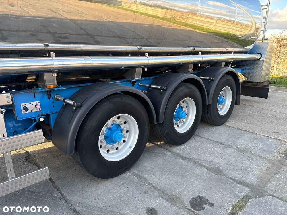 Inny HLW Cysterna spożywcza nierdzewna 3 KOMORY - 3