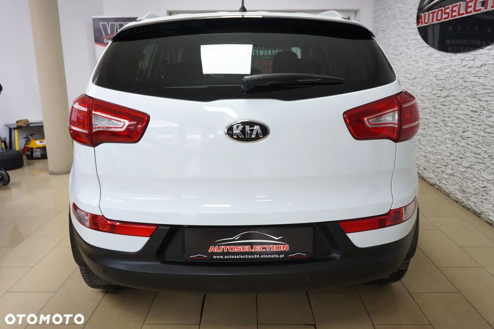 Kia Sportage 2.0 CRDI 4WD Automatik Spirit - 5