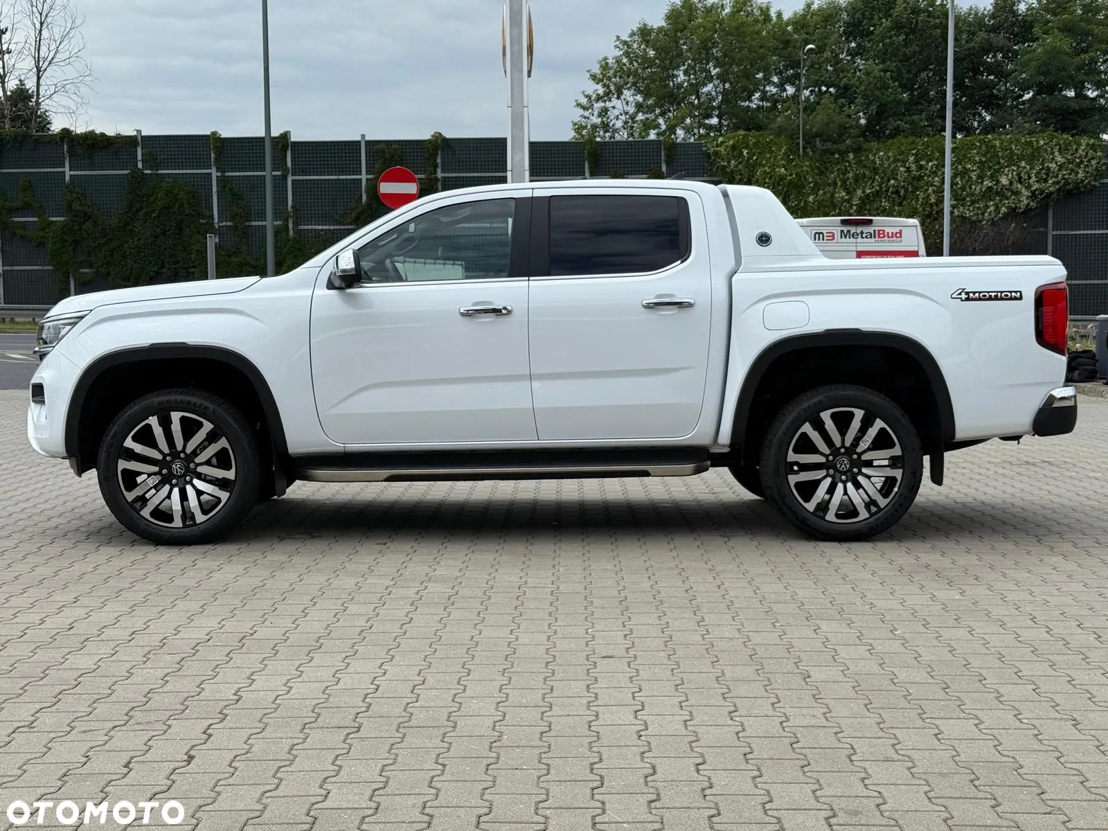 Volkswagen Amarok 3.0 V6 TDI 4Mot Aventura - 7