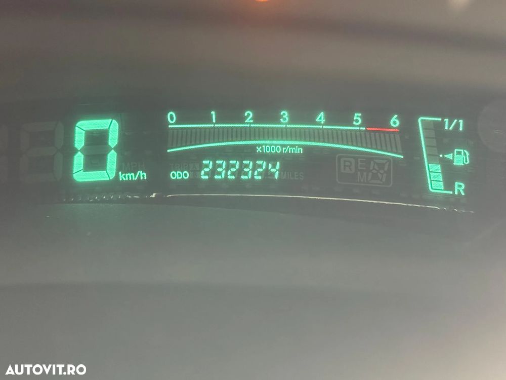 Toyota Yaris 1.4 D-4D Terra - 9