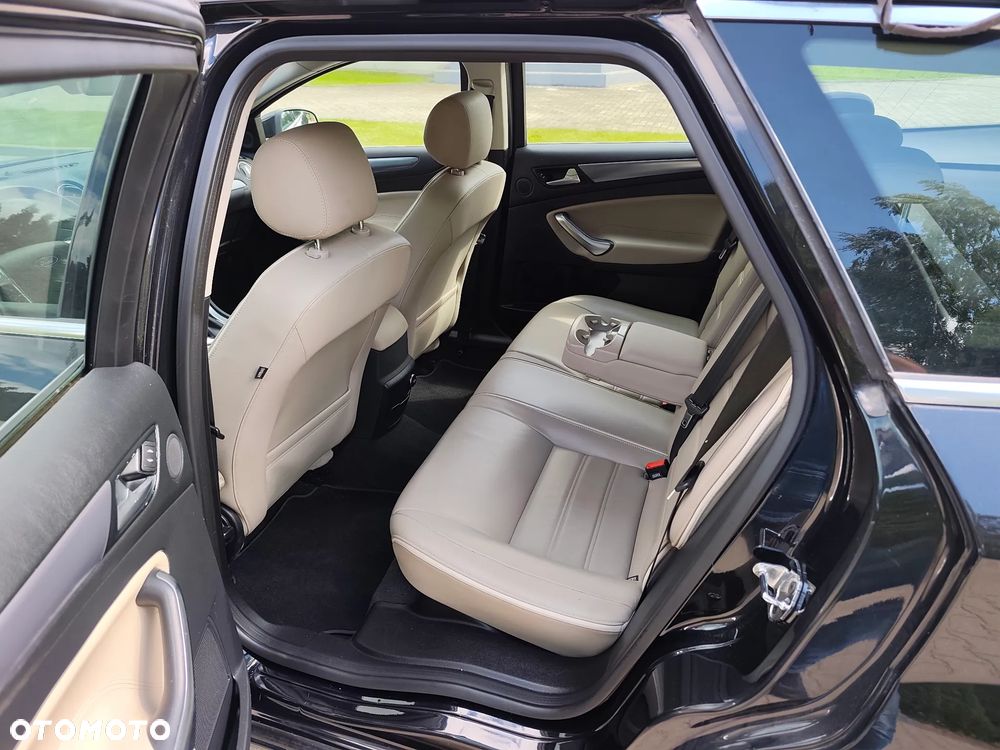 Ford Mondeo 2.0 TDCi Titanium - 27