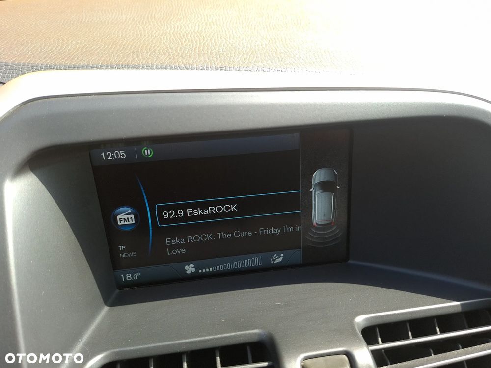 Volvo XC 60 D4 RDesign - 29