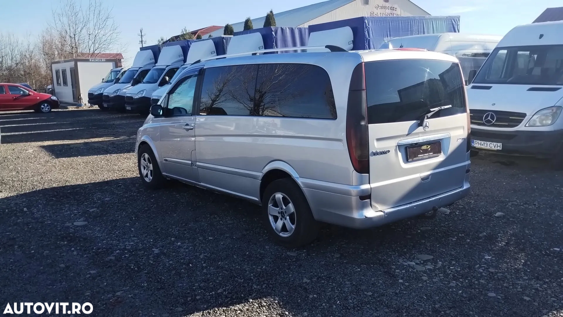 Mercedes-Benz Viano - 4