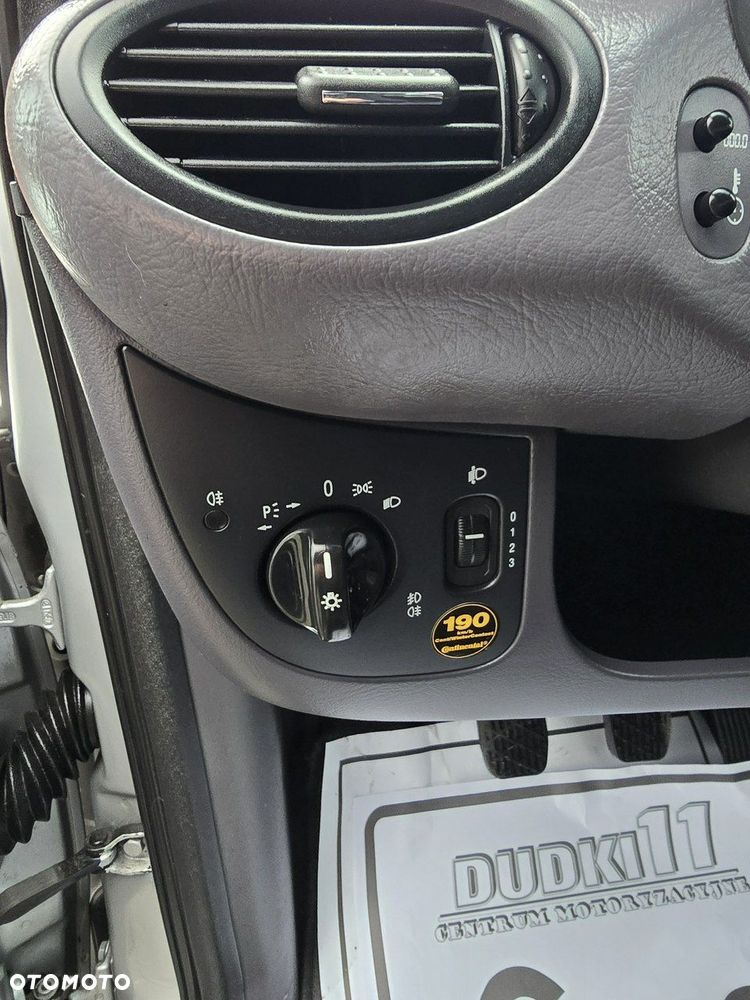 Mercedes-Benz Klasa A - 26