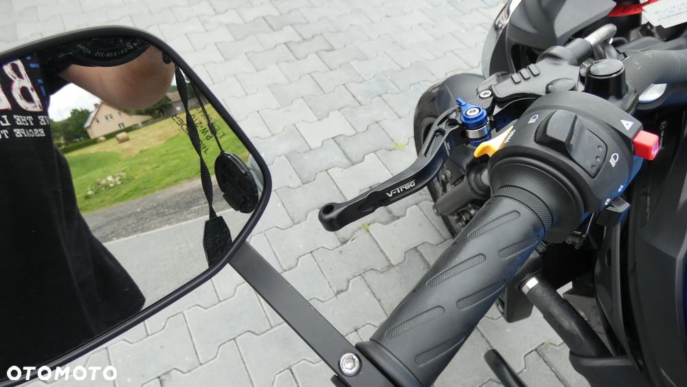 Suzuki SV - 16
