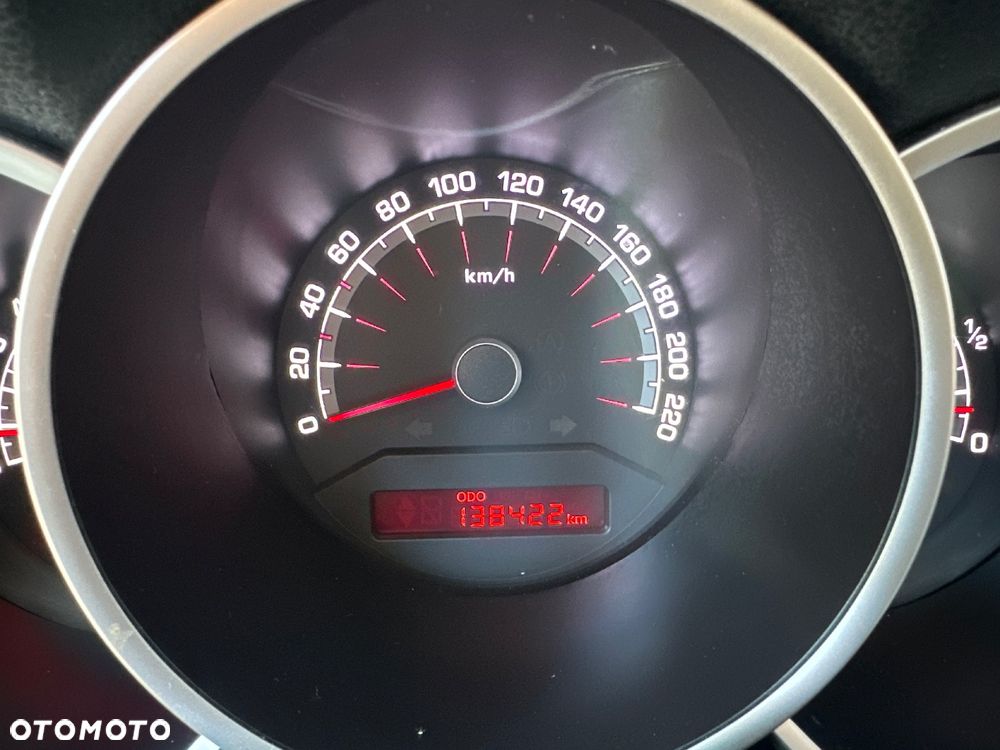 Kia Venga 1.6 Business Line - 10