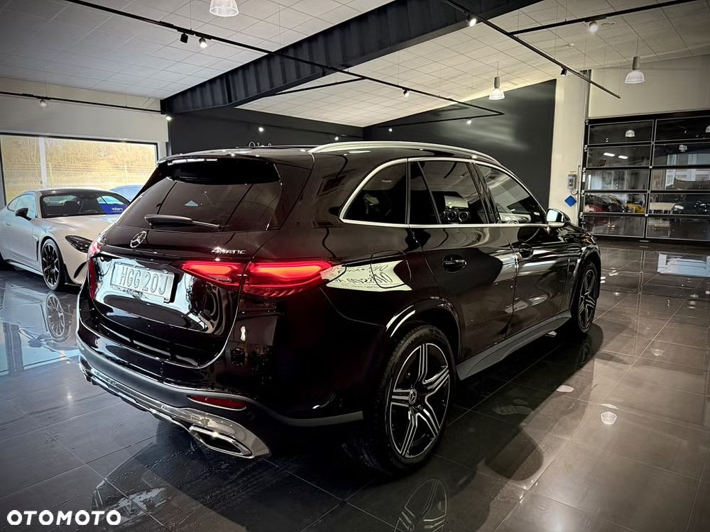Mercedes-Benz GLC 220 d 4Matic 9G-TRONIC AMG Line Advanced - 3