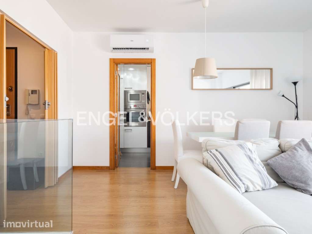 Duplex T3 com Acabamentos de Excelência na Charneca de Caparica - Grande imagem: 5/30