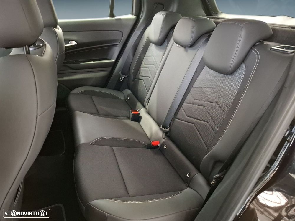 Jeep Avenger 1.2 GSE T3 Altitude - 12