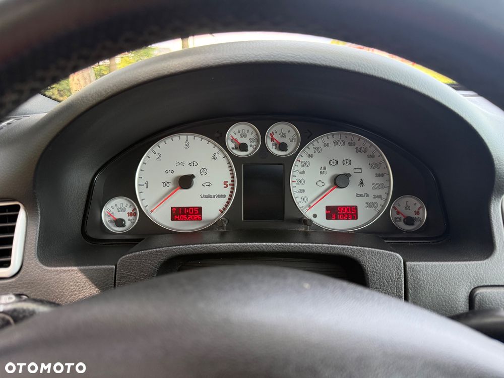 Audi A6 Avant 2.5 TDI Quattro - 21