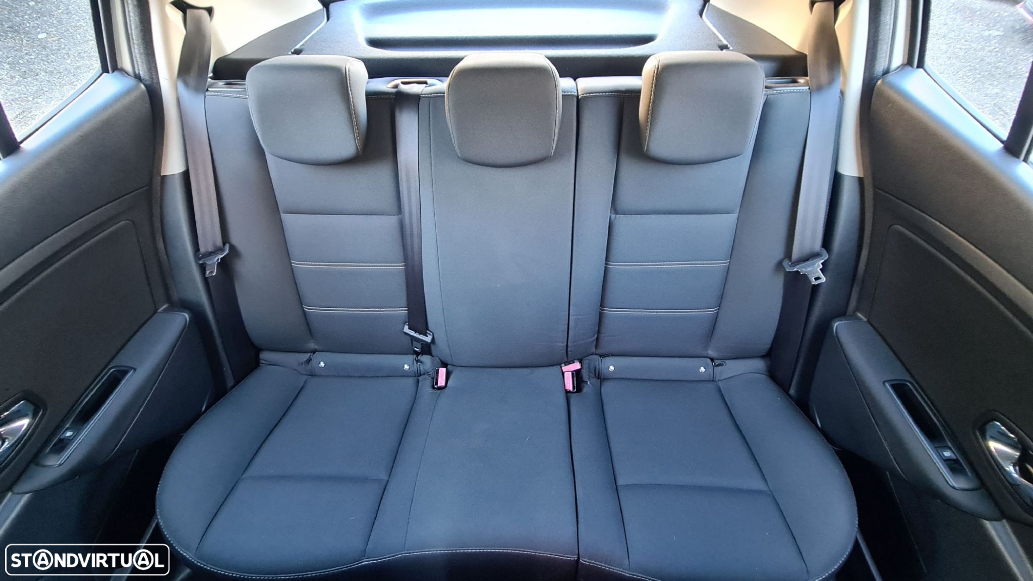 Renault Mégane 1.5 dCi Zen - 29