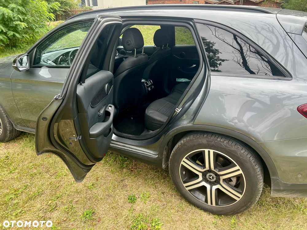 Mercedes-Benz GLC 220 d 4Matic 9G-TRONIC - 13