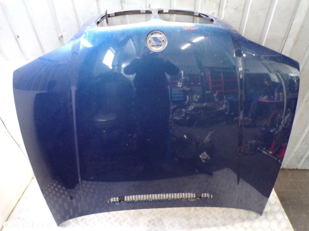 MASKA BMW E46 TOPASBLAU METALIC SEDAN - 1