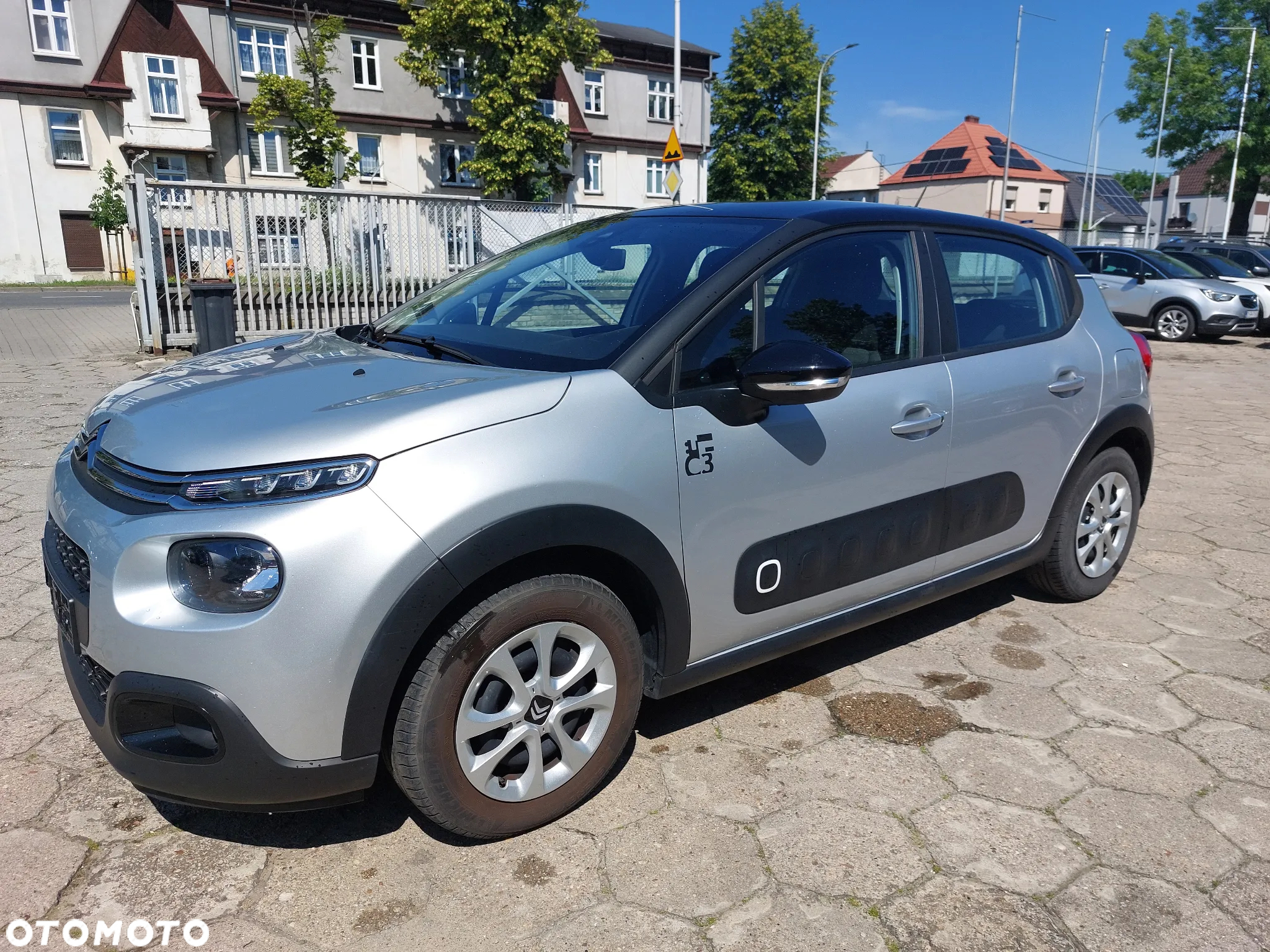 Citroën C3 1.2 PureTech Feel - 2