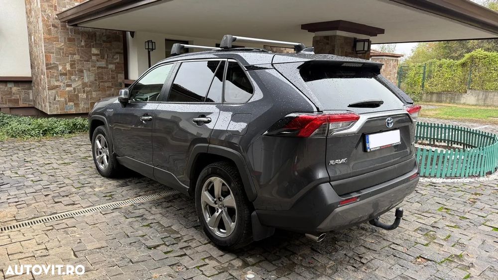 Toyota RAV4 - 2