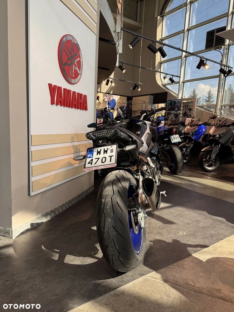 Yamaha MT - 8