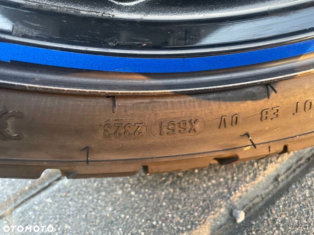 Suzuki V-STROM - 4