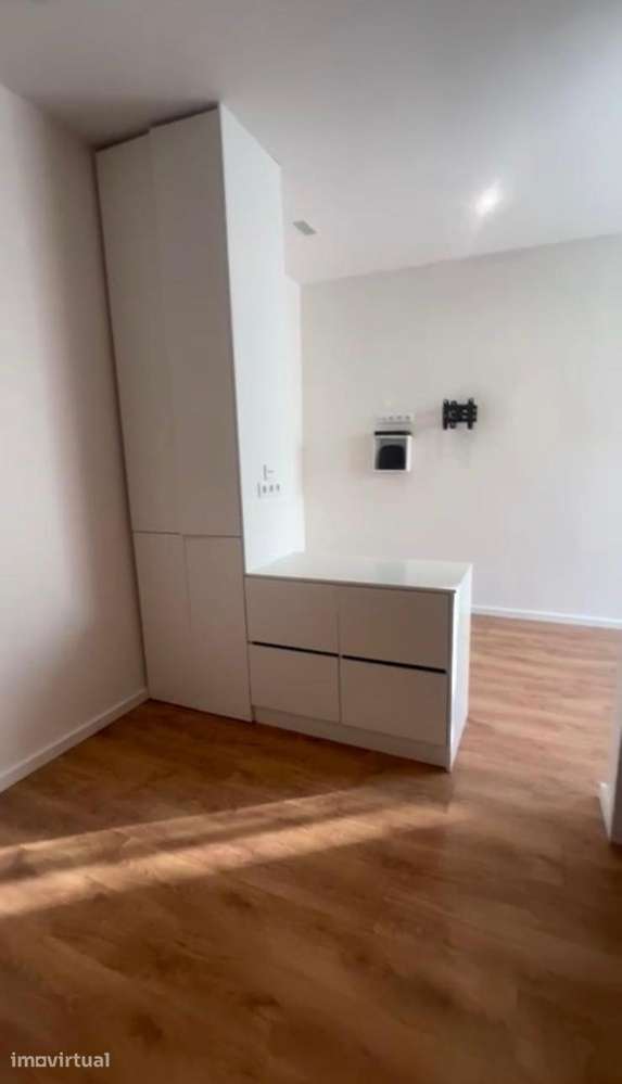 Moradia T1 Renovada - Fontaínhas - Porto - Grande imagem: 4/12