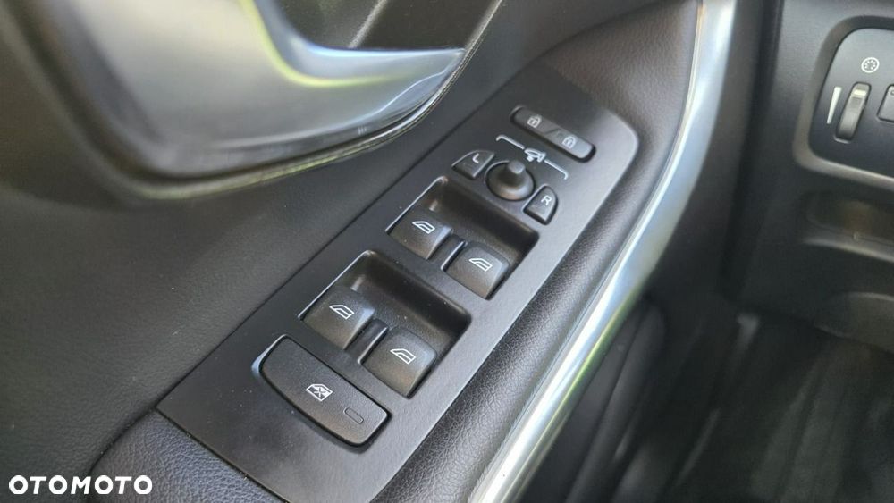 Volvo V40 - 18