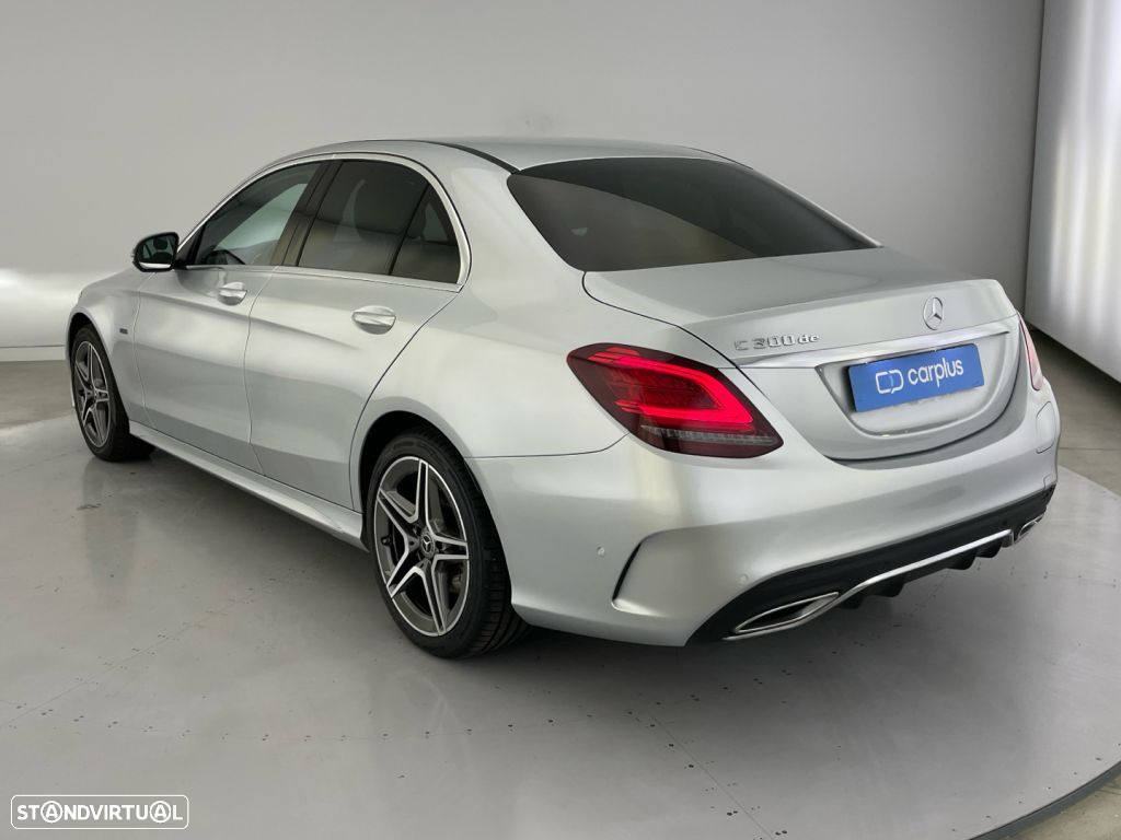 Mercedes-Benz C 300 de AMG Line - 26