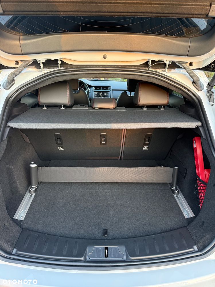 Jaguar E-Pace P250 AWD First Edition - 12