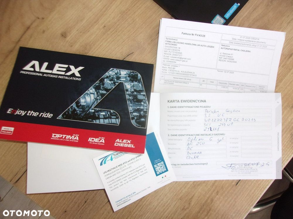 Porsche Cayenne - 13