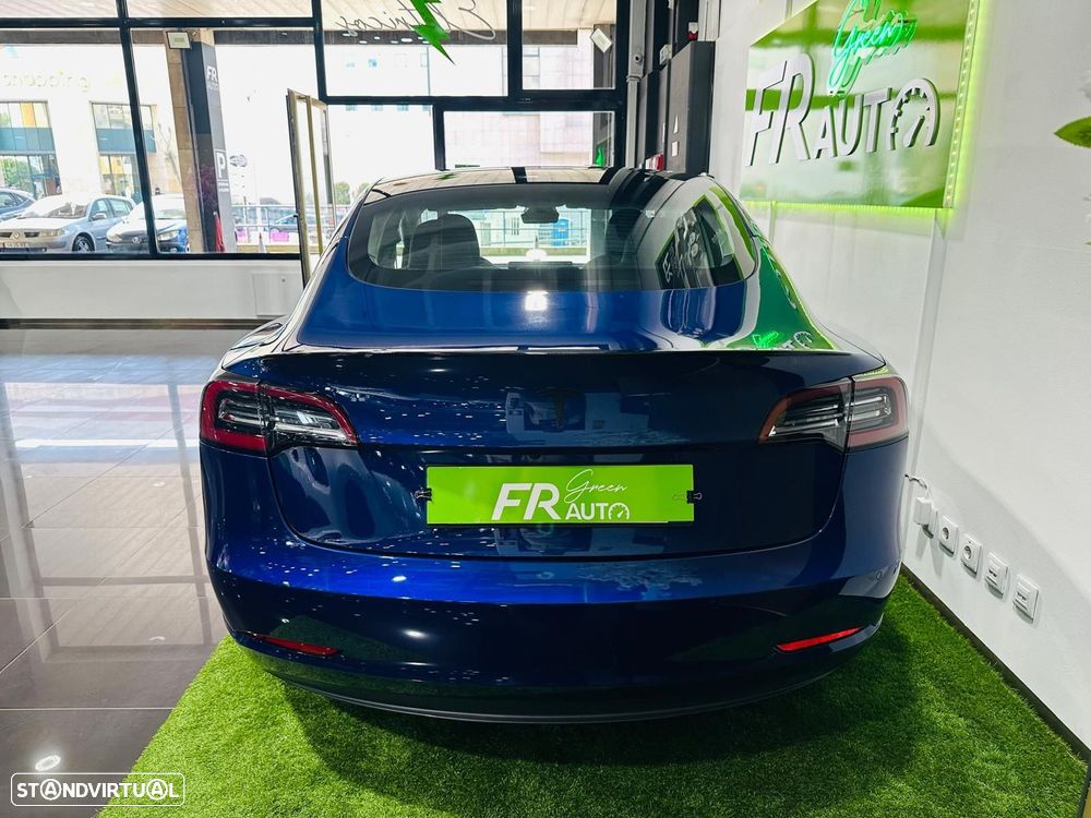 Tesla Model 3 Long Range Tração Traseira - 18
