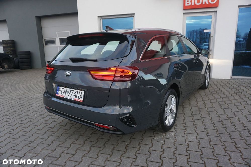 Kia Ceed 1.5 T-GDI DCT7 OPF Spirit - 4