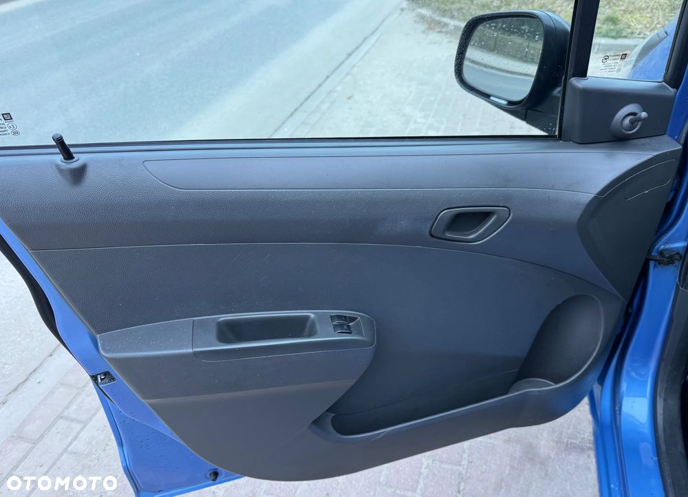 Chevrolet Spark 1.0 LS+ - 17