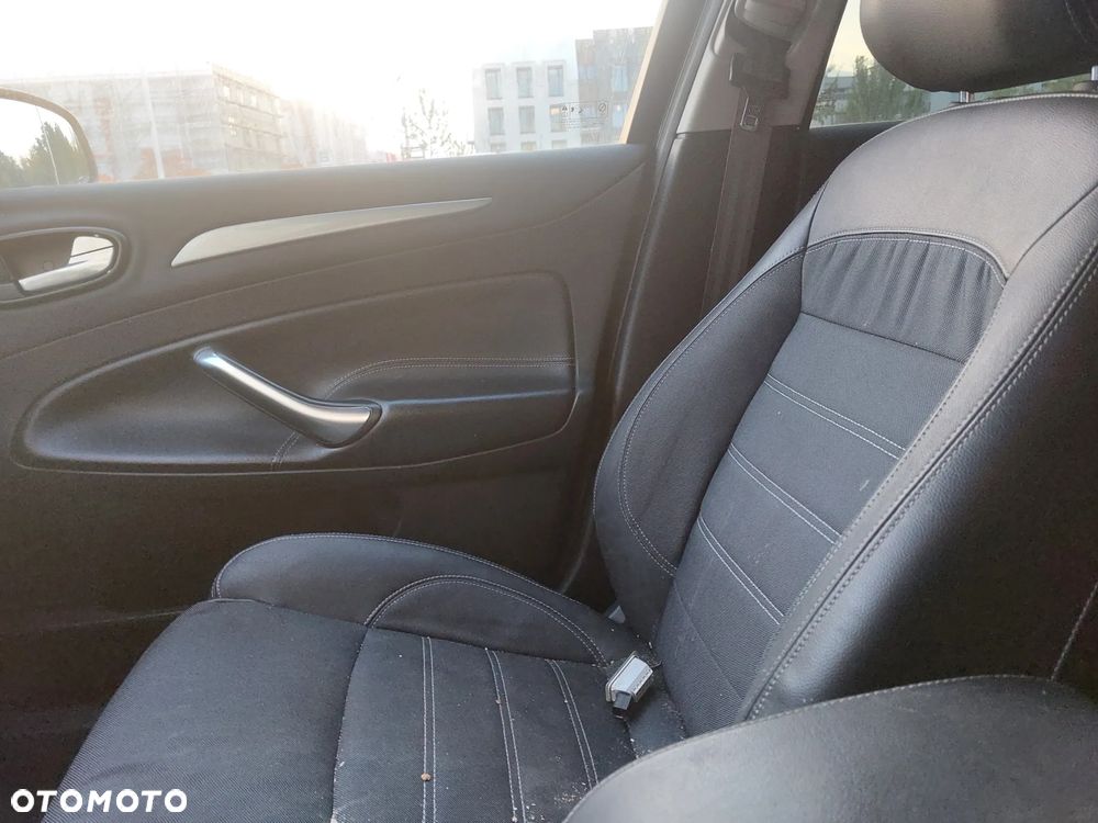 Ford Mondeo 2010 photo 5