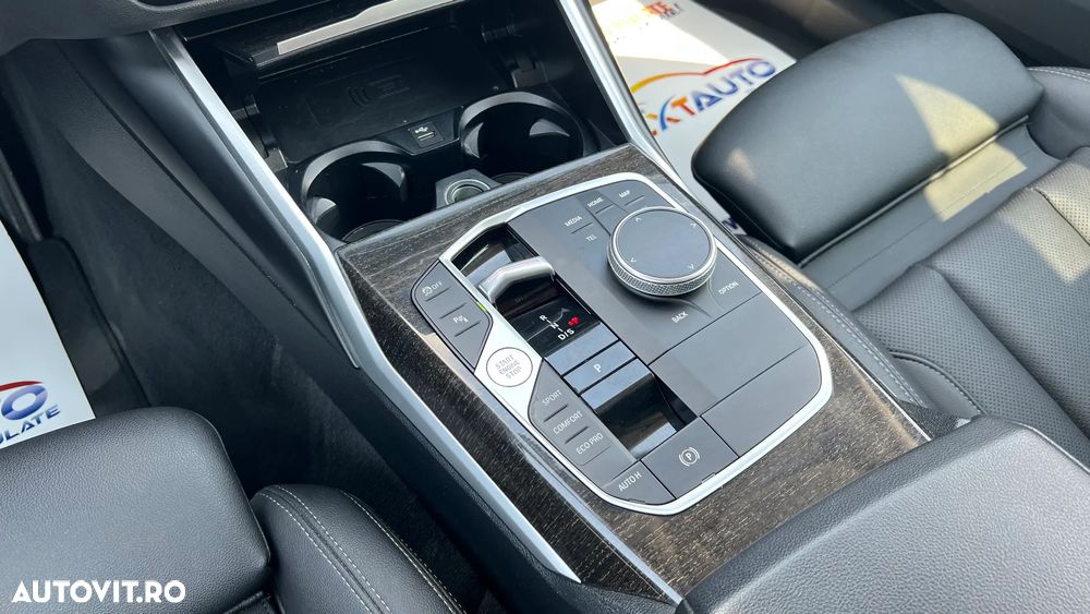 BMW Seria 3 320d xDrive AT MHEV - 16