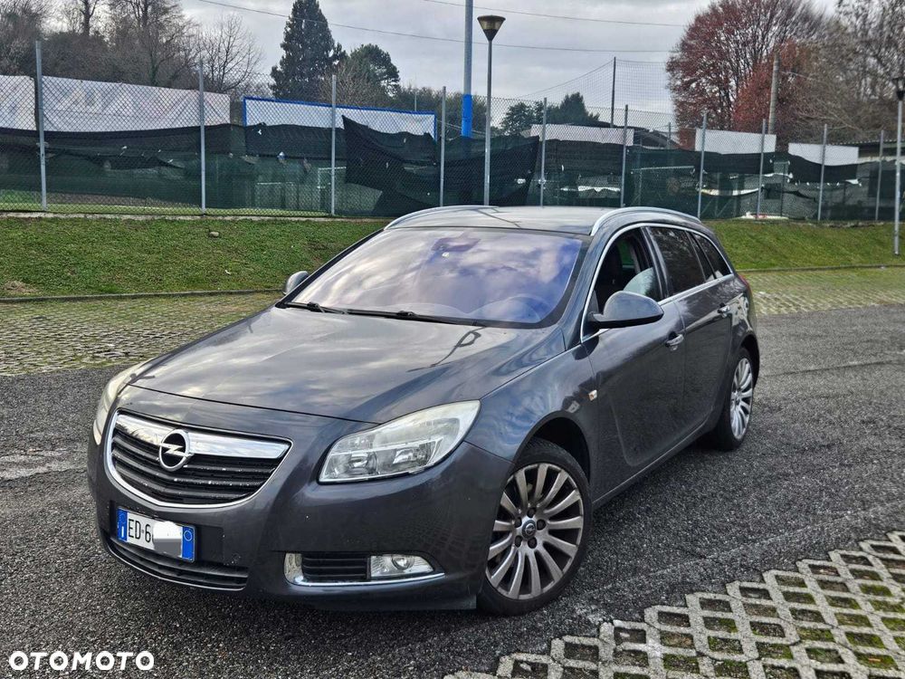 Opel Insignia - 1