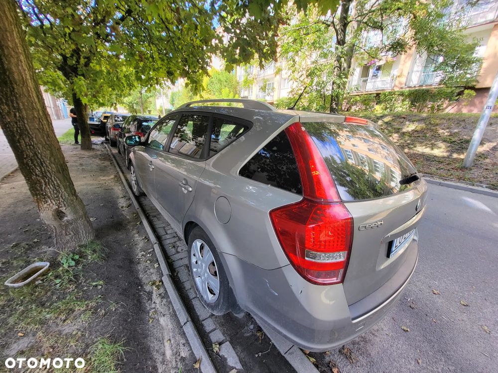 Kia Ceed 1.6 Crdi Comfort + - 8