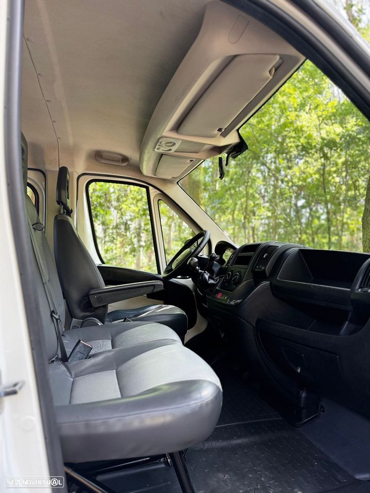 Citroën Jumper 2.0 BlueHDi 35 L4 CD - 12