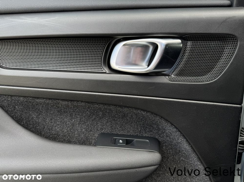 Volvo XC 40 - 26