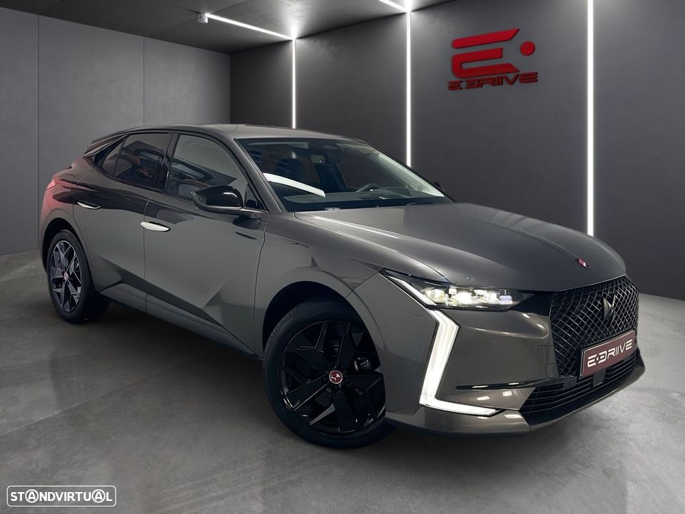 DS DS4 1.2 PureTech Performance Line EAT8 - 4